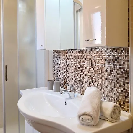 Fuer 4 Personen 1 Kind Ca 50 Qm In Baska, Kvarner Bucht Krk Apartamento *